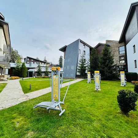 Forest Nest - Your Place To Rest!